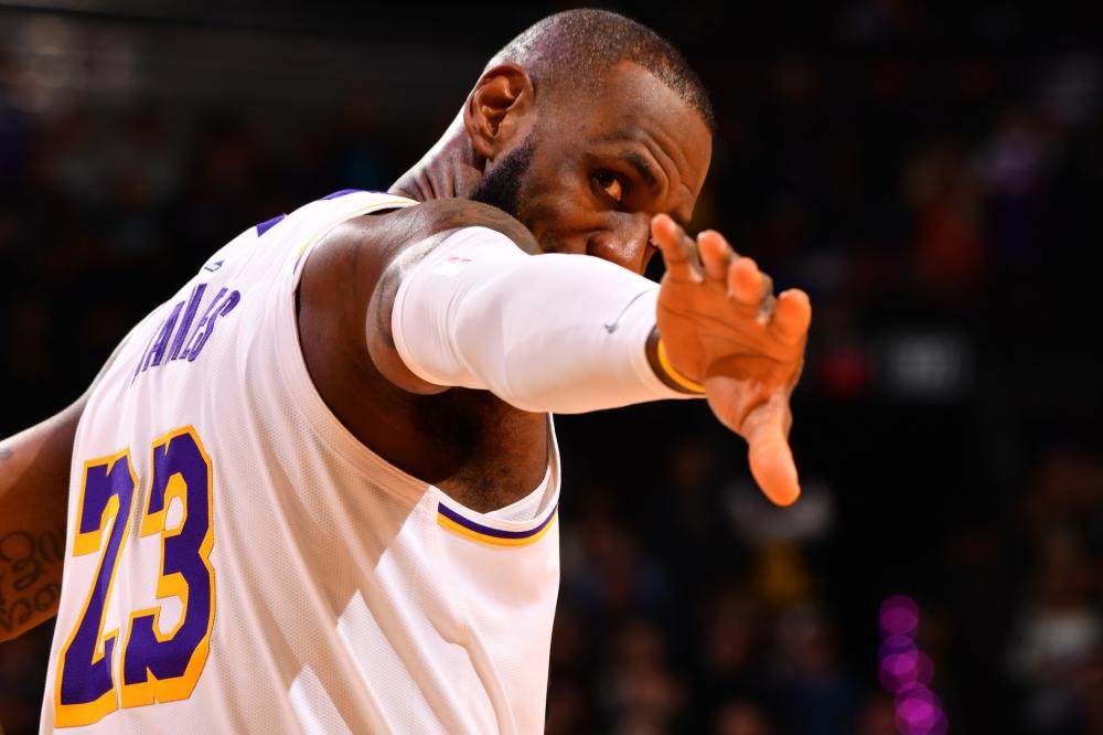 只顾盯着计 只顾盯着计